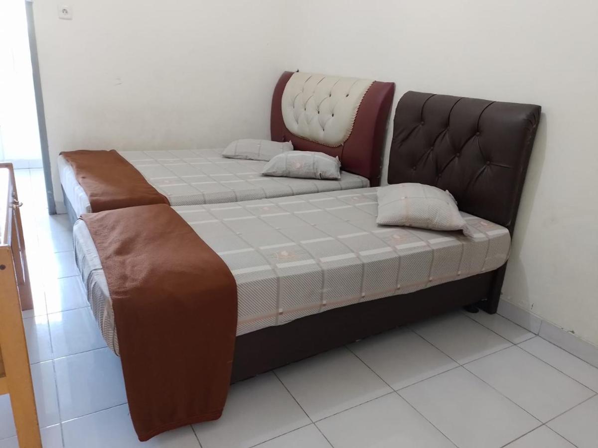 فندق بينجينابان سيارياه Parit  المظهر الخارجي الصورة